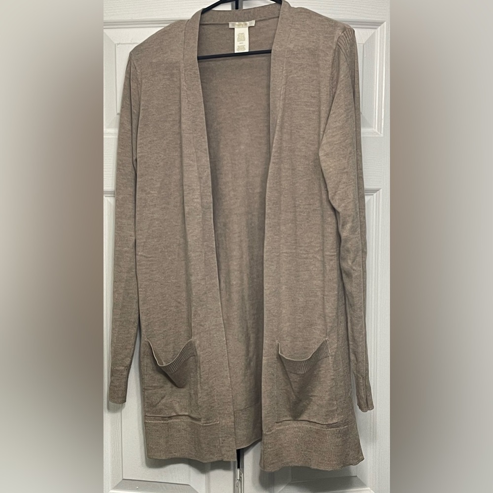 *SOLD* Gently used cardigan.
